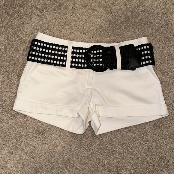 Guess shorts - Picture 1 of 3